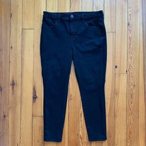 AE Dream High-Waisted Jegging